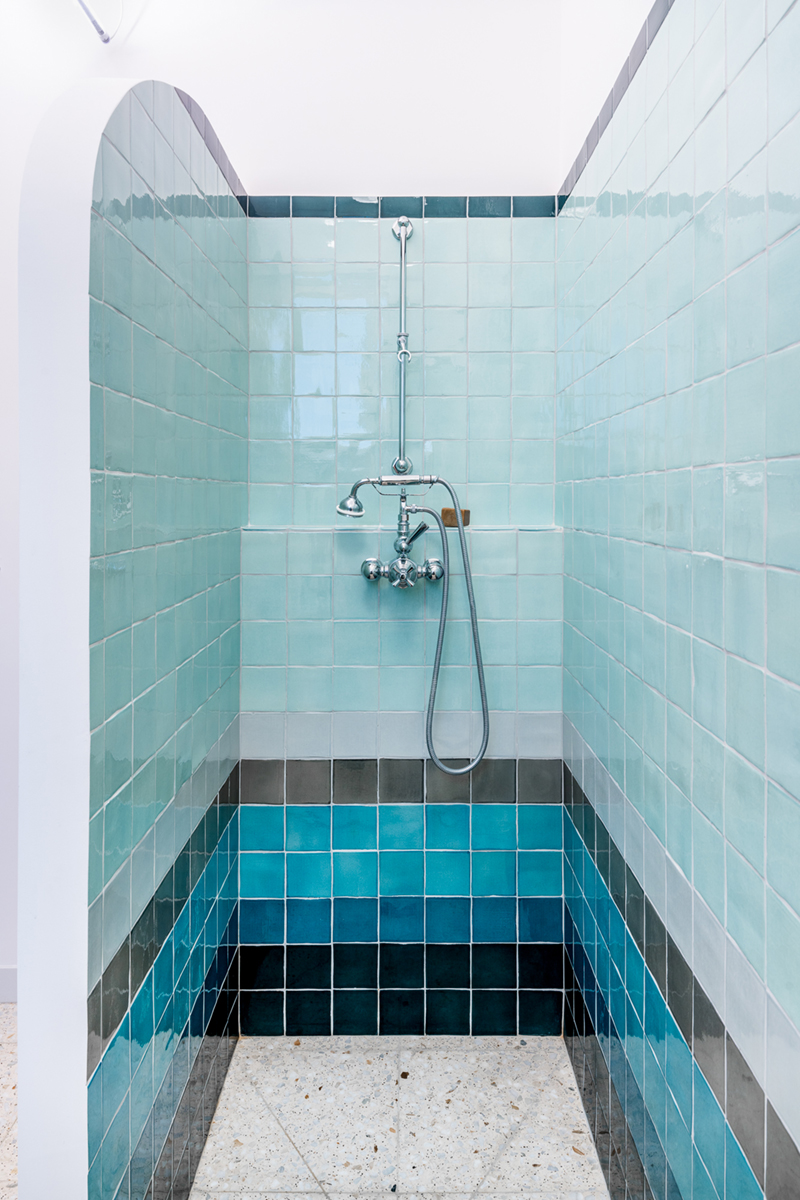 photo projet réalisé : vue de face de la douche