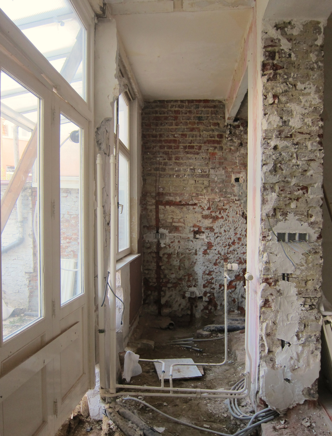 photo du chantier en cours, détail de la future cuisine